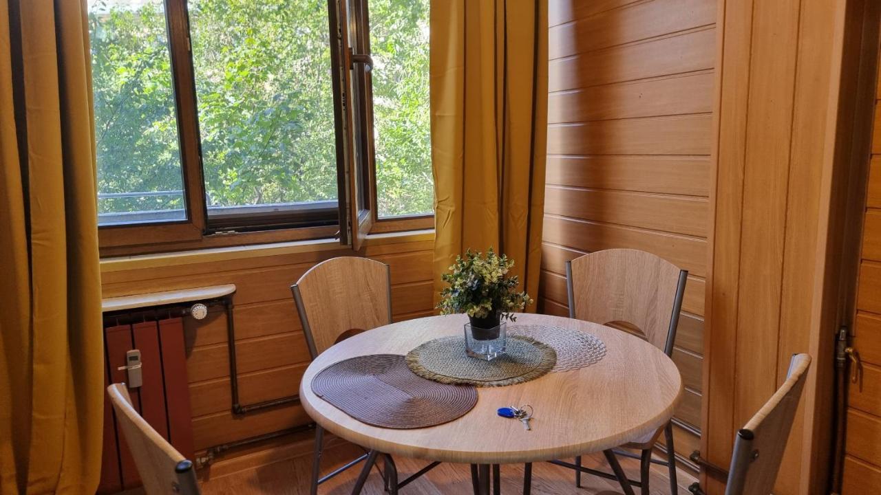 Feeria - Parcul National Apartment Bucharest